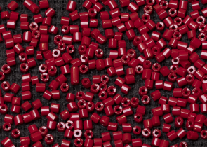 Бисер Чехия рубка 11/0 50г 93210 непрозрачный рубиновый